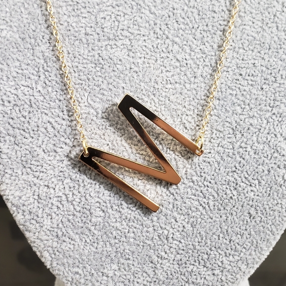 Letter F -  Letter Pendant Fashion Necklace - Picture 4 of 11